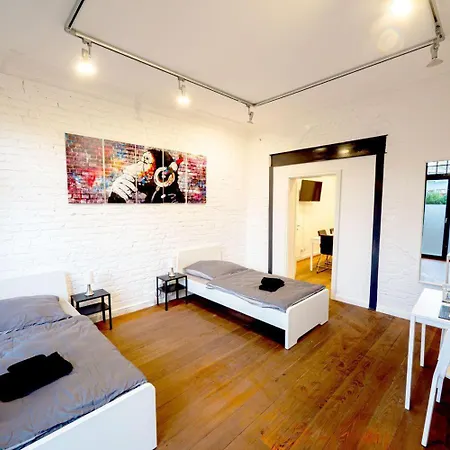 Appartamento Monteurwohnung-in-villa-8-betten-wlan-tv-einbaukueche-ahrensburg-zentrum-naehe-hamburg-agrp1201 *