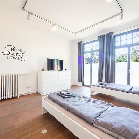 Monteurwohnung-in-villa-8-betten-wlan-tv-einbaukueche-ahrensburg-zentrum-naehe-hamburg-agrp1201 *